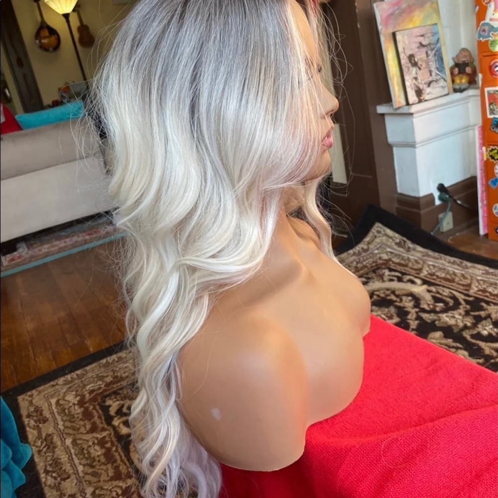 LAST ONE Partial lace front white platinum Ombre wig
